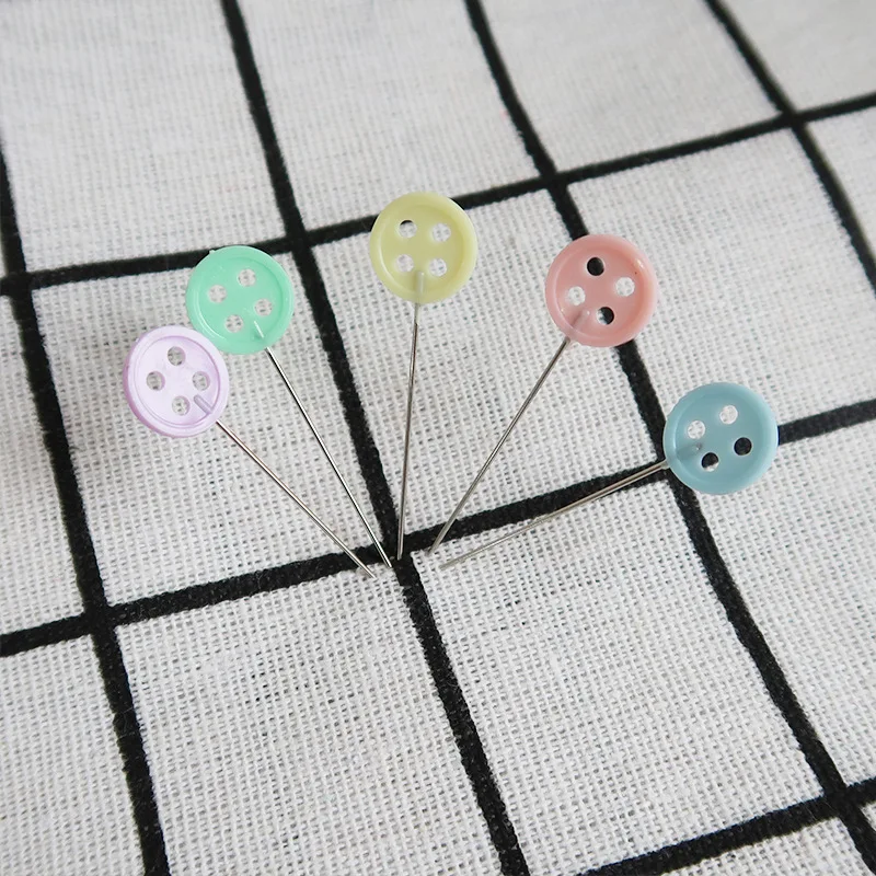 دبابيس الخياطة