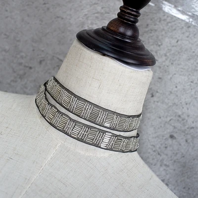 شريط دانتيل اسود