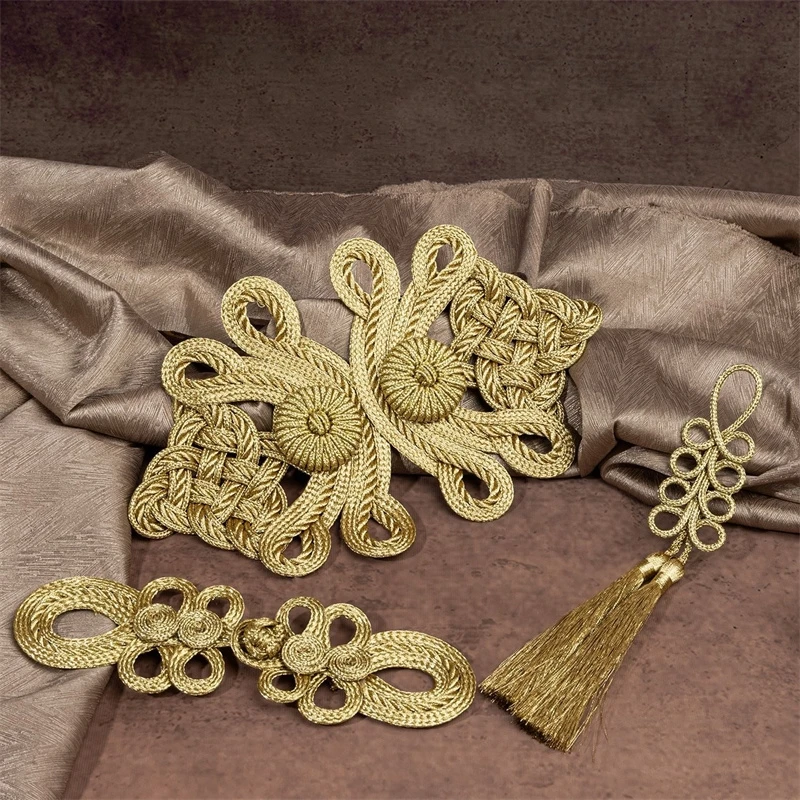 زخارف للملابس