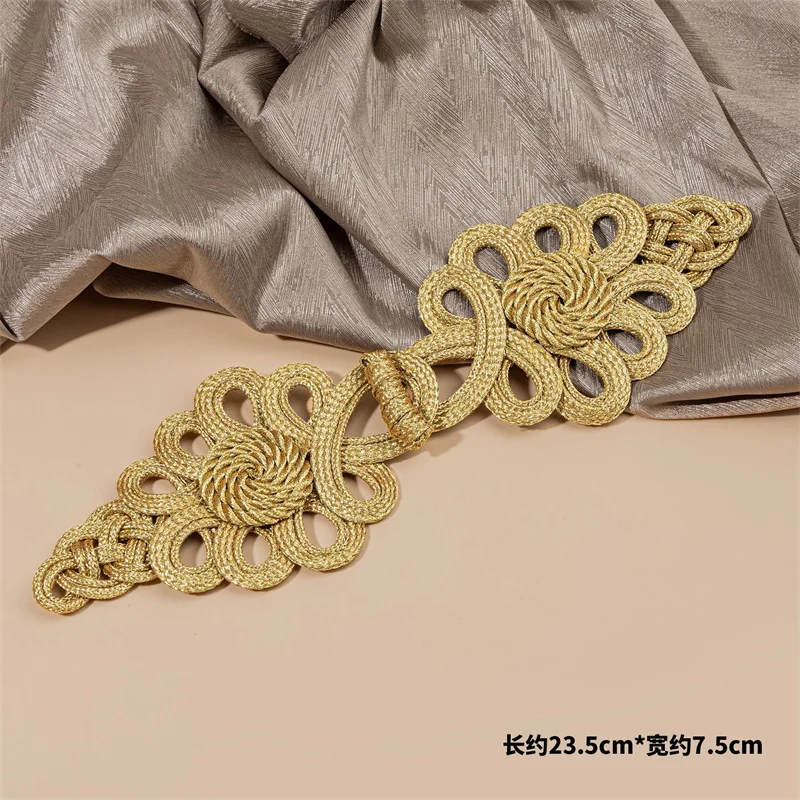 زخارف للملابس