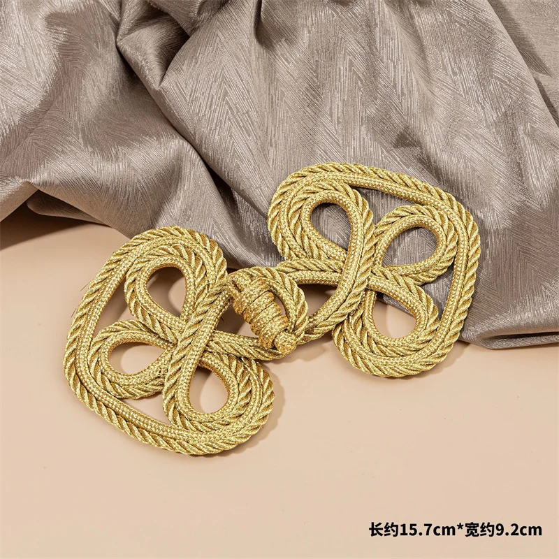 زخارف للملابس