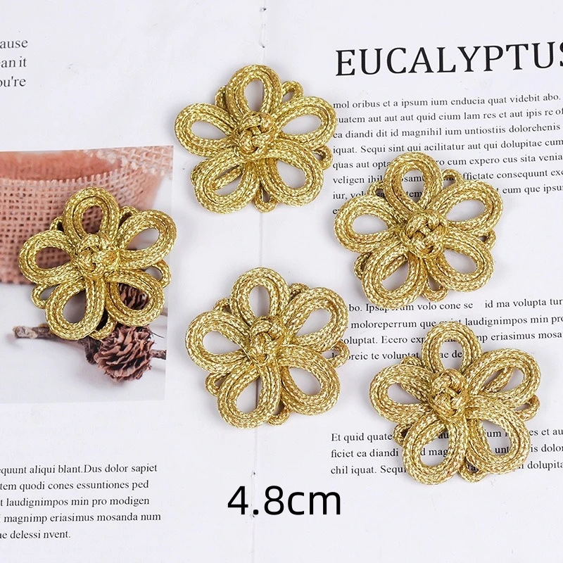 زخارف للملابس